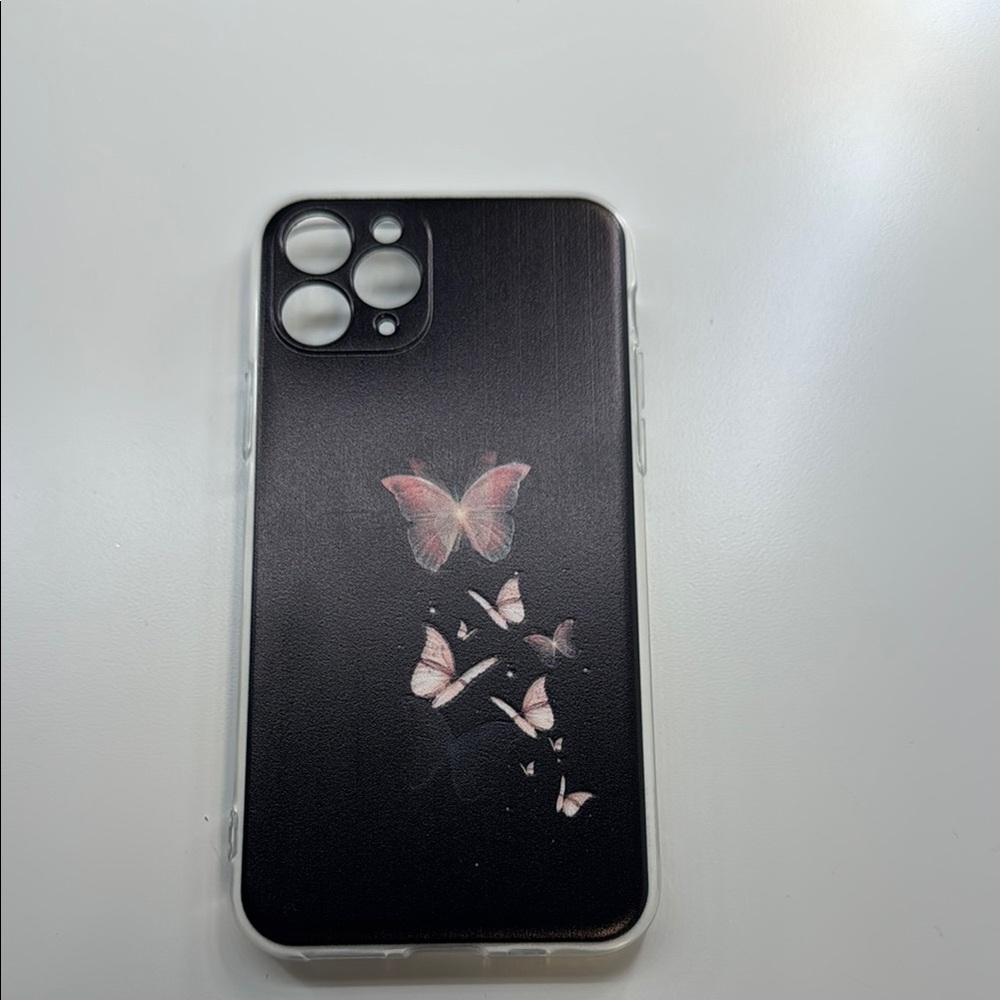 Butterfly Design Phone Case - Black iPhone 11 Pro